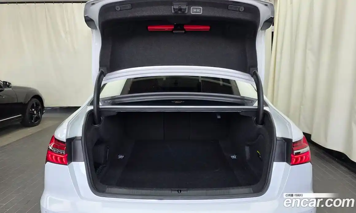 Audi A6 2023 2.0 Автомат в Москве № 196262, фото 17