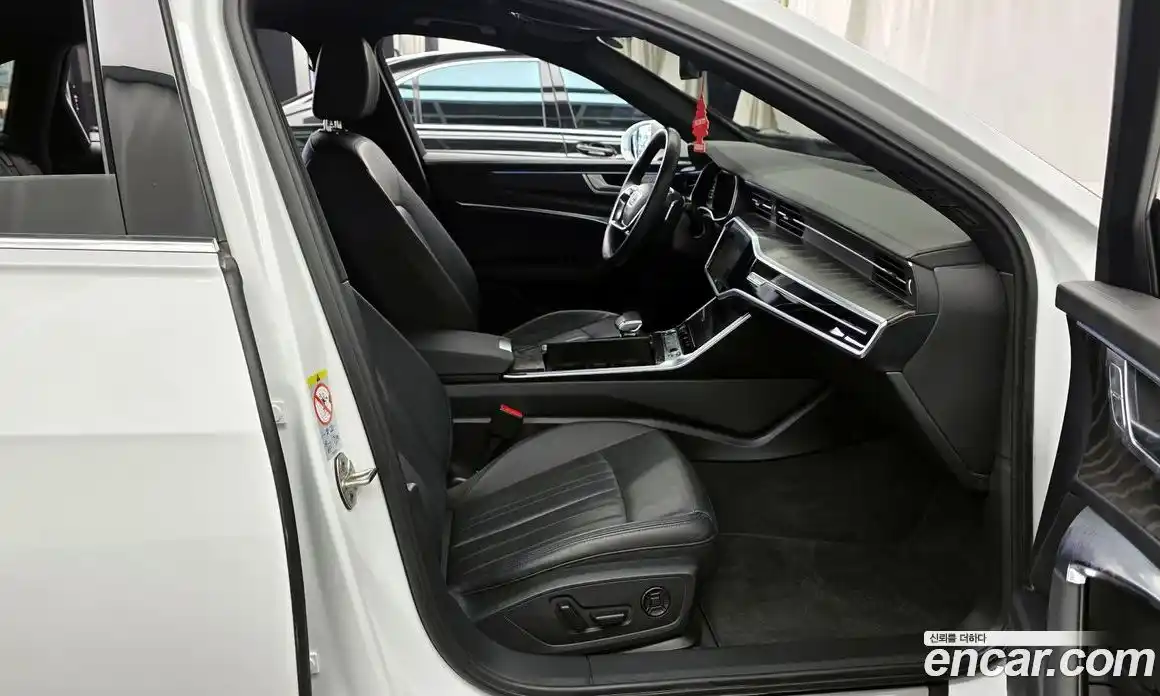 Audi A6 2023 2.0 Автомат в Москве № 196262, фото 6