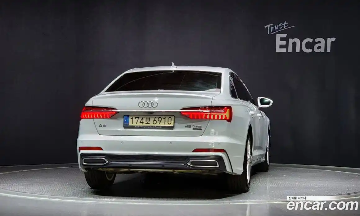 Audi A6 2021 2.0 Автомат в Москве № 196359, фото 11