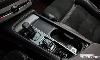 Volvo XC90 2021 2.0 Автомат в Москве № 197058, миниатюра 9