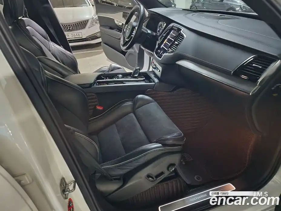 Volvo XC90 2021 2.0 Автомат в Москве № 197058, фото 10