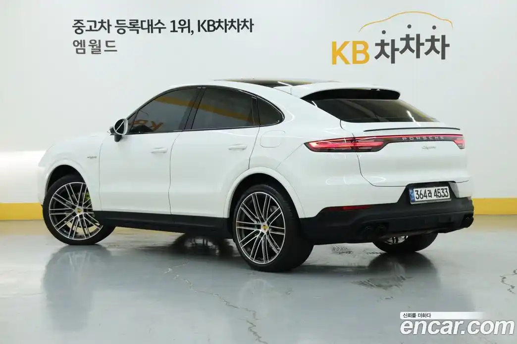 Porsche Cayenne 2020 3.0 Автомат в Москве № 197434, фото 4