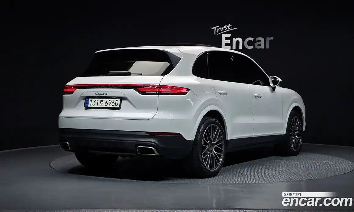 Porsche Cayenne 2019 3.0 Автомат в Москве № 197577, фото 14