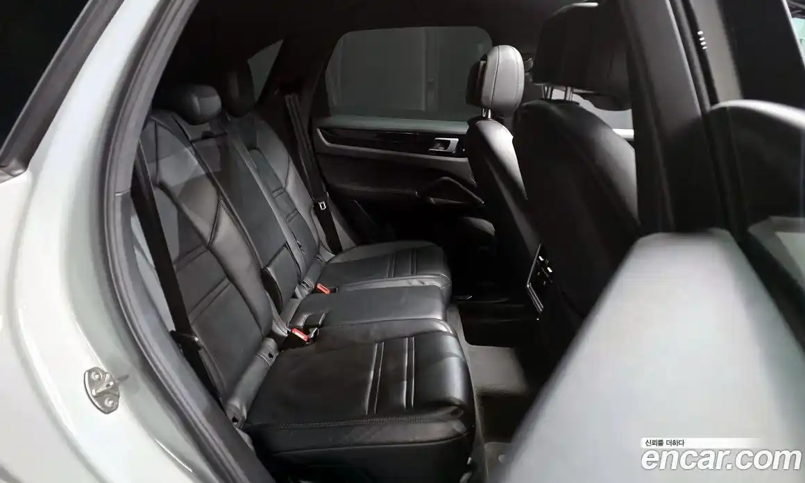 Porsche Cayenne 2019 3.0 Автомат в Москве № 197577, фото 9