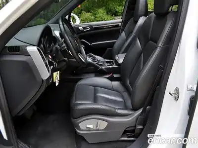 Porsche Cayenne 2015 3.0 Автомат в Москве № 197916, миниатюра 10