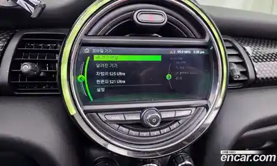 Mini Cooper Convertible 2019 2.0 Автомат в Москве № 198400, миниатюра 11