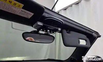 Mini Cooper Convertible 2019 2.0 Автомат в Москве № 198400, миниатюра 12