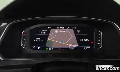 Volkswagen Tiguan 2023 2.0 Автомат в Москве № 198995, миниатюра 8