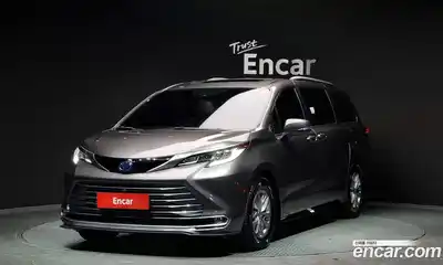 Toyota Sienna, 2022