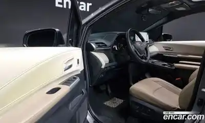 Toyota Sienna 2022 2.5 Автомат в Москве № 199597, миниатюра 11