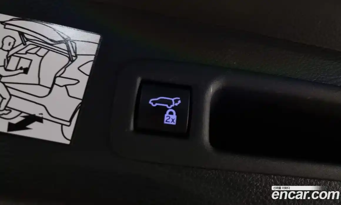 Toyota Sienna 2022 2.5 Автомат в Москве № 199597, фото 20