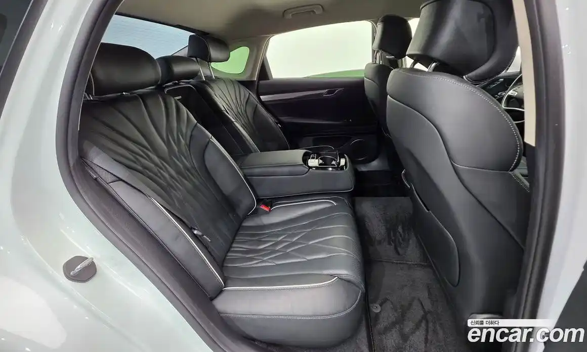 Genesis G80 2022 2.5 Автомат в Москве № 204349, фото 17