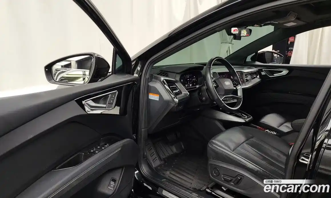 Audi Q4 e-tron 2022 0.2 Автомат в Москве № 204972, фото 12