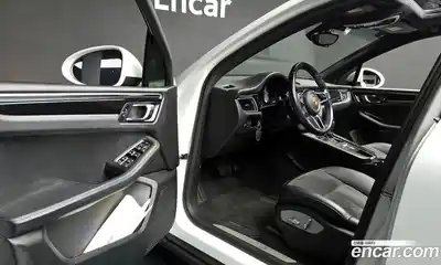 Porsche Macan 2016 3.0 Автомат в Москве № 208833, миниатюра 7