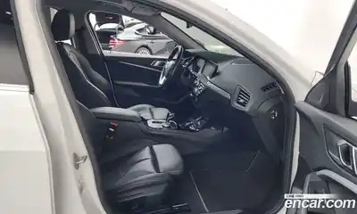 BMW 1-Series 2022 2.0 Автомат в Москве № 211456, миниатюра 2