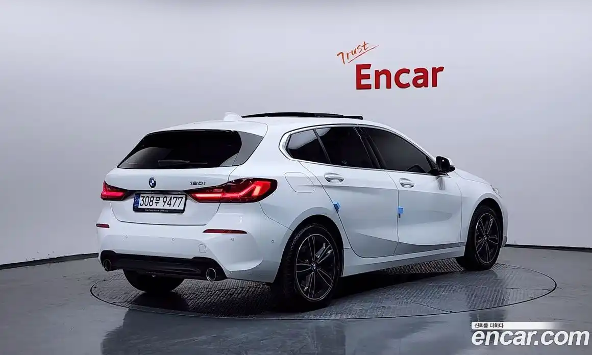 BMW 1-Series 2022 2.0 Автомат в Москве № 211456, фото 7