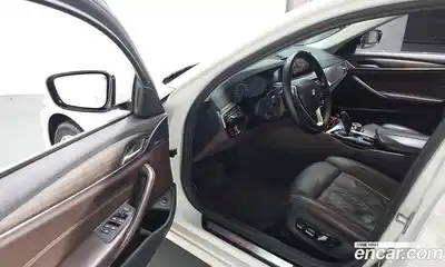 BMW 5-Series 2019 2.0 Автомат в Москве № 211734, миниатюра 11