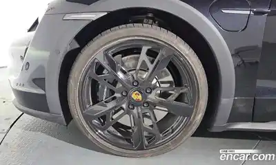 Porsche Taycan 2022 0.1 Автомат в Москве № 212938, миниатюра 4