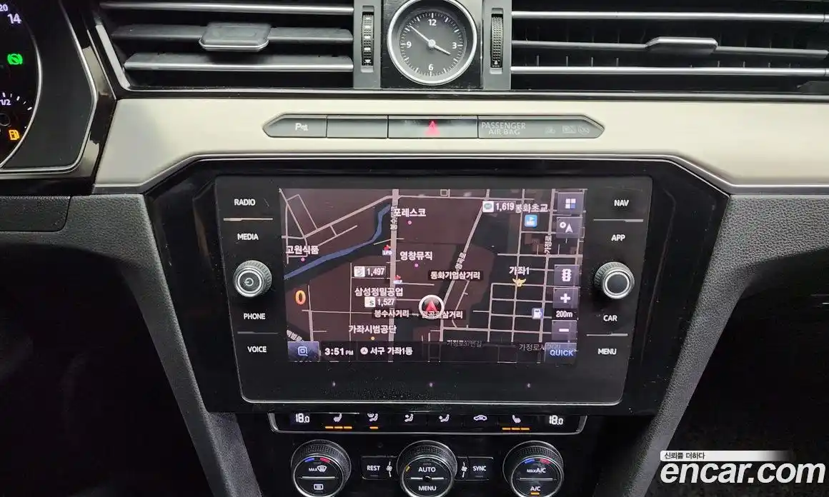 Volkswagen Passat 2018 2.0 Автомат в Москве № 215306, фото 14