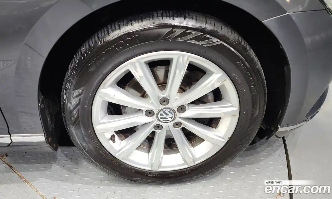 Volkswagen Passat 2018 2.0 Автомат в Москве № 215306, фото 5