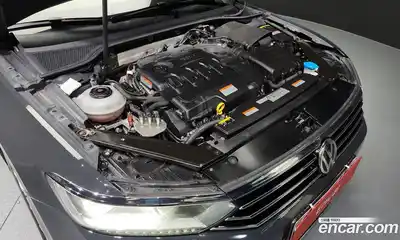 Volkswagen Passat 2018 2.0 Автомат в Москве № 215306, миниатюра 6