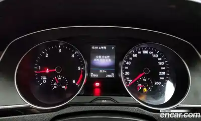 Volkswagen Passat 2018 2.0 Автомат в Москве № 215306, миниатюра 8