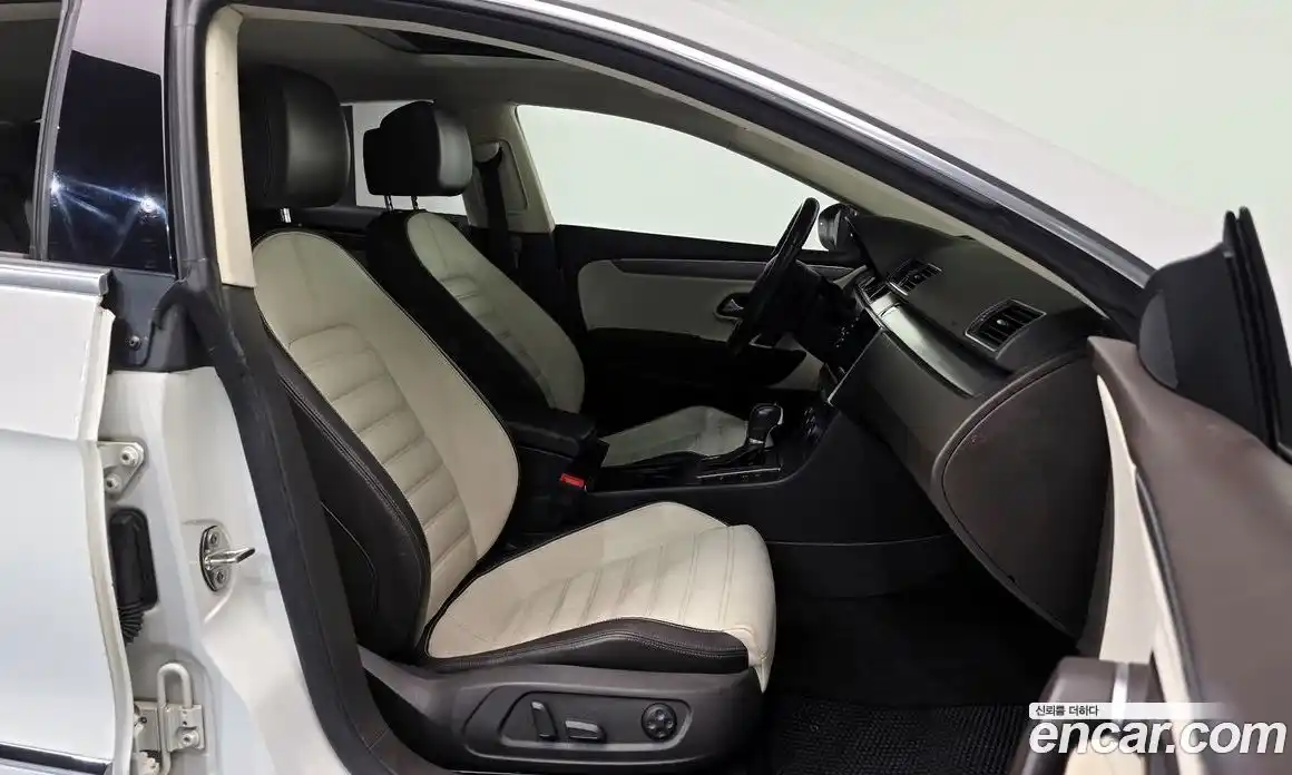 Volkswagen CC 2016 2.0 Автомат в Москве № 215354, фото 20