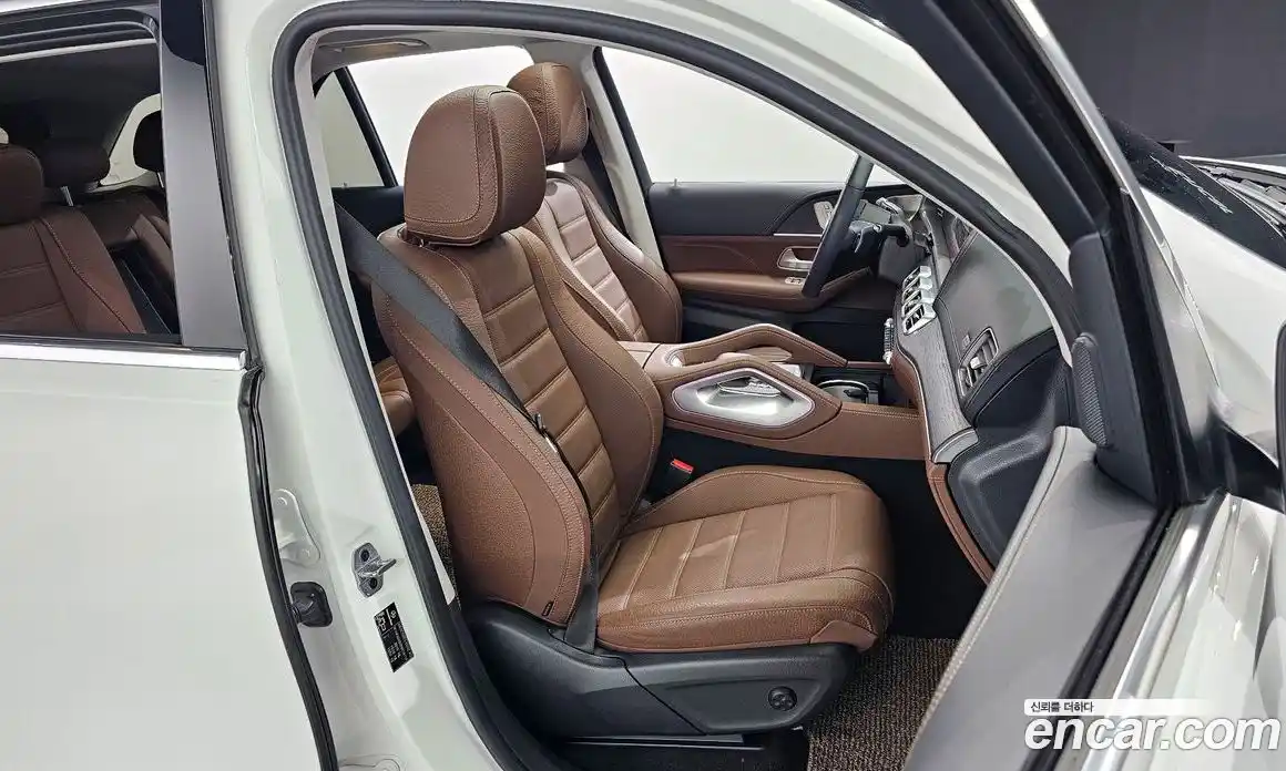 Mercedes-Benz GLE-Class 2023 3.0 Автомат в Москве № 217810, фото 17