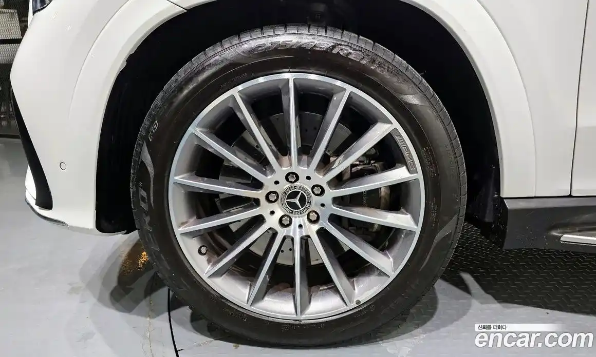 Mercedes-Benz GLE-Class 2023 3.0 Автомат в Москве № 217810, фото 5