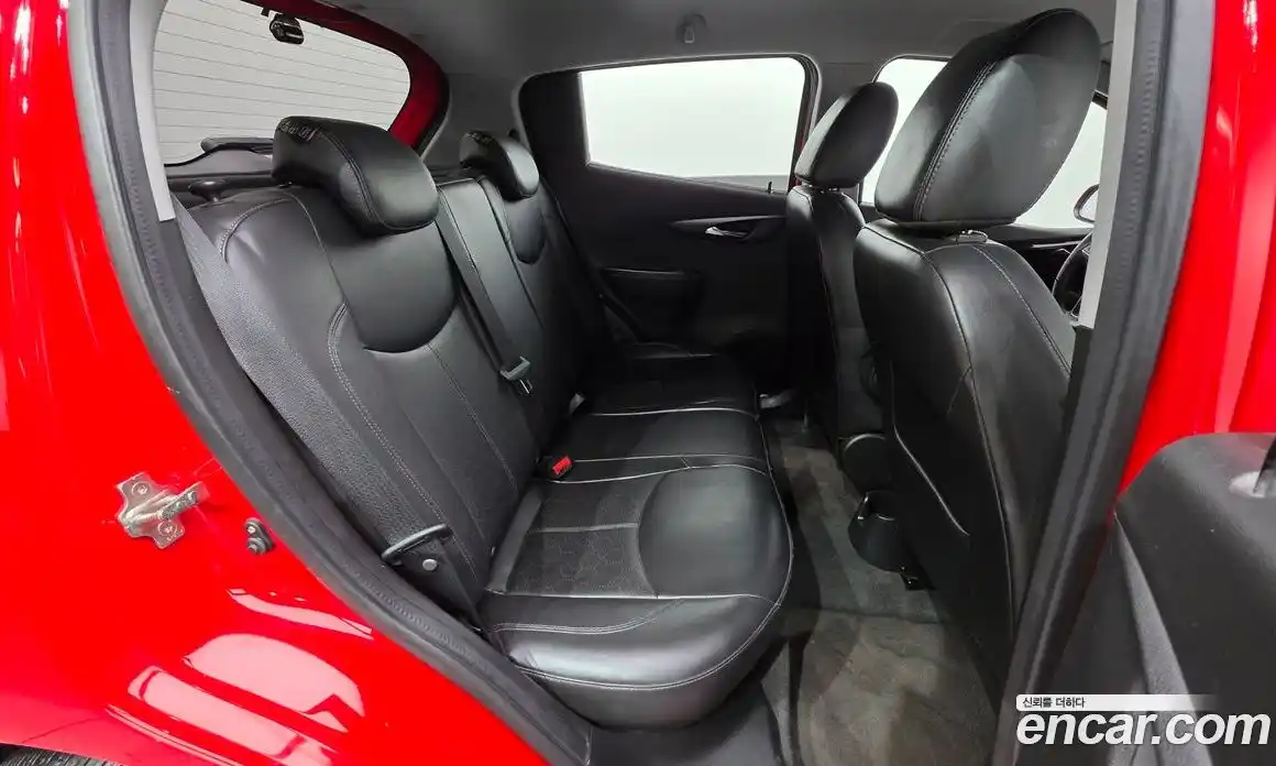 Chevrolet Spark 2016 1.0 Автомат в Москве № 218040, фото 15