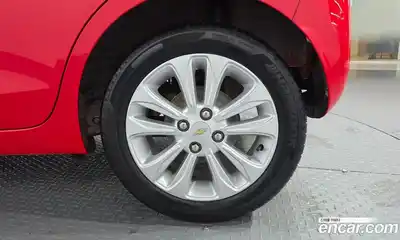 Chevrolet Spark 2016 1.0 Автомат в Москве № 218040, миниатюра 5