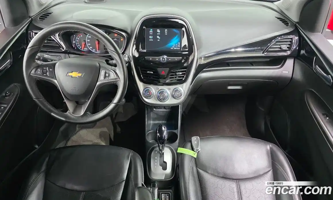 Chevrolet Spark 2016 1.0 Автомат в Москве № 218040, фото 9