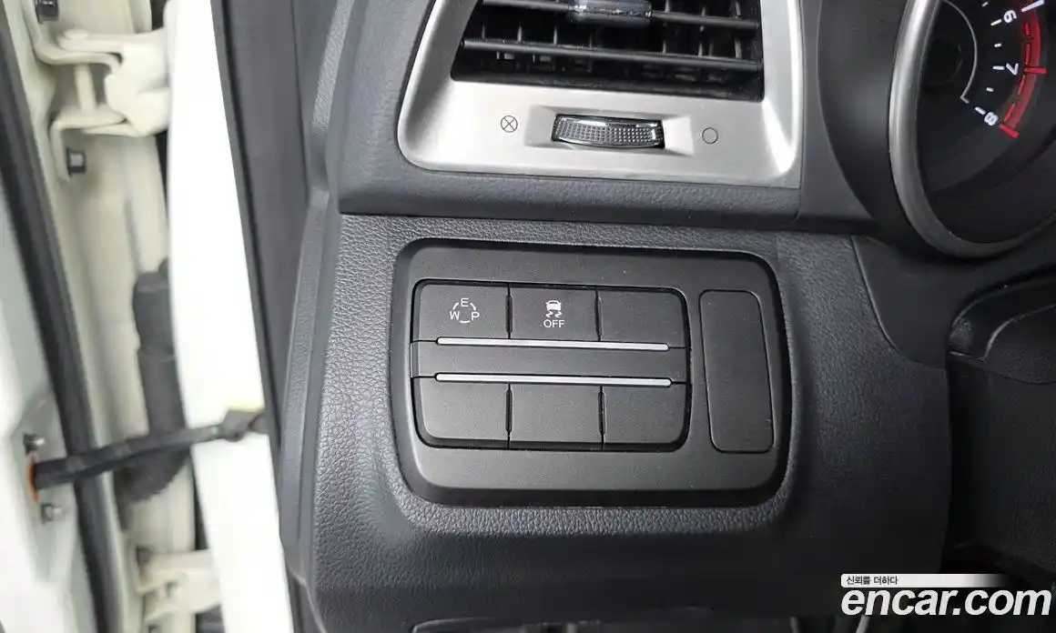 SsangYong TIBOLI 2016 1.6 Автомат в Москве № 21981, фото 17