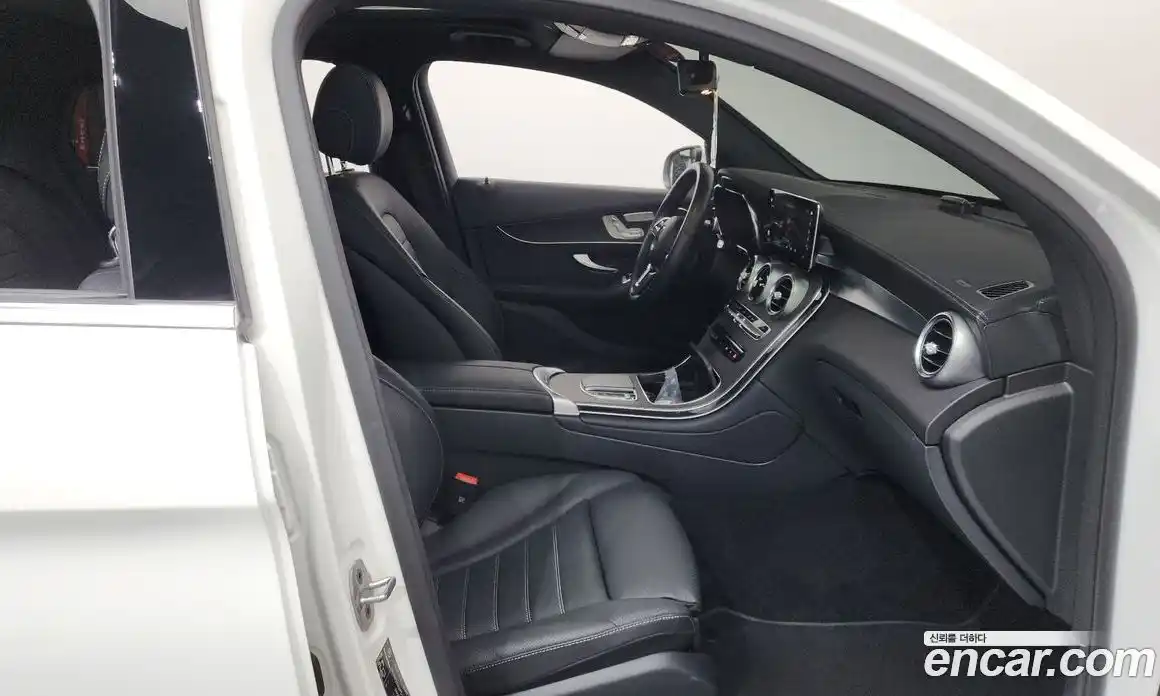 Mercedes-Benz GLC-Class 2023 2.0 Автомат в Москве № 220607, фото 11