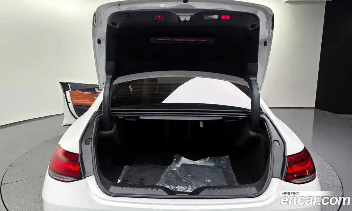 Mercedes-Benz CLS-Class 2023 2.0 Автомат в Москве № 221958, фото 20