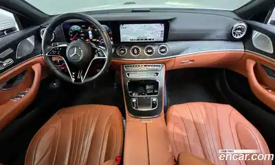 Mercedes-Benz CLS-Class 2023 2.0 Автомат в Москве № 221958, миниатюра 2