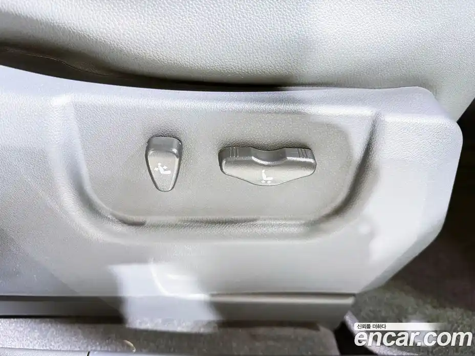 Renault QM5 2015 2.0 Автомат в Москве № 227496, фото 17