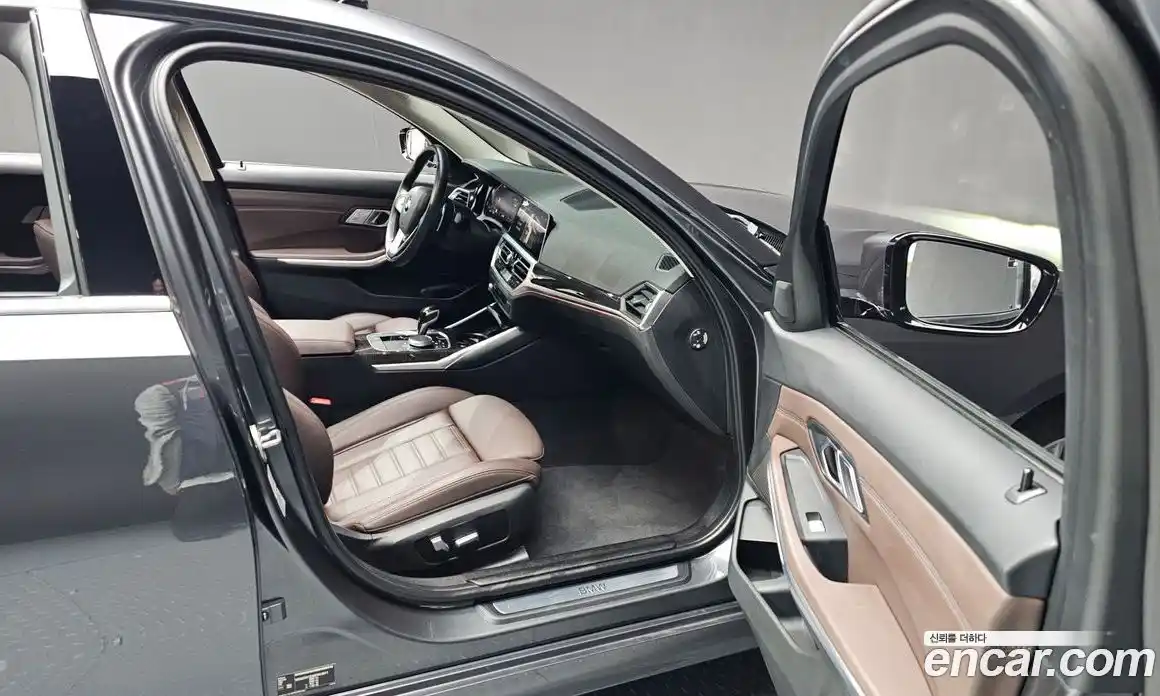 BMW 3-Series 2022 2.0 Автомат в Москве № 228388, фото 11