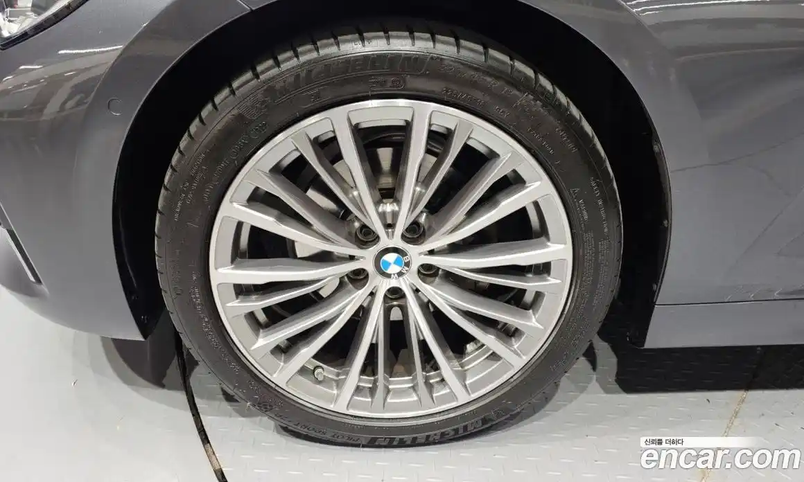 BMW 3-Series 2022 2.0 Автомат в Москве № 228388, фото 5