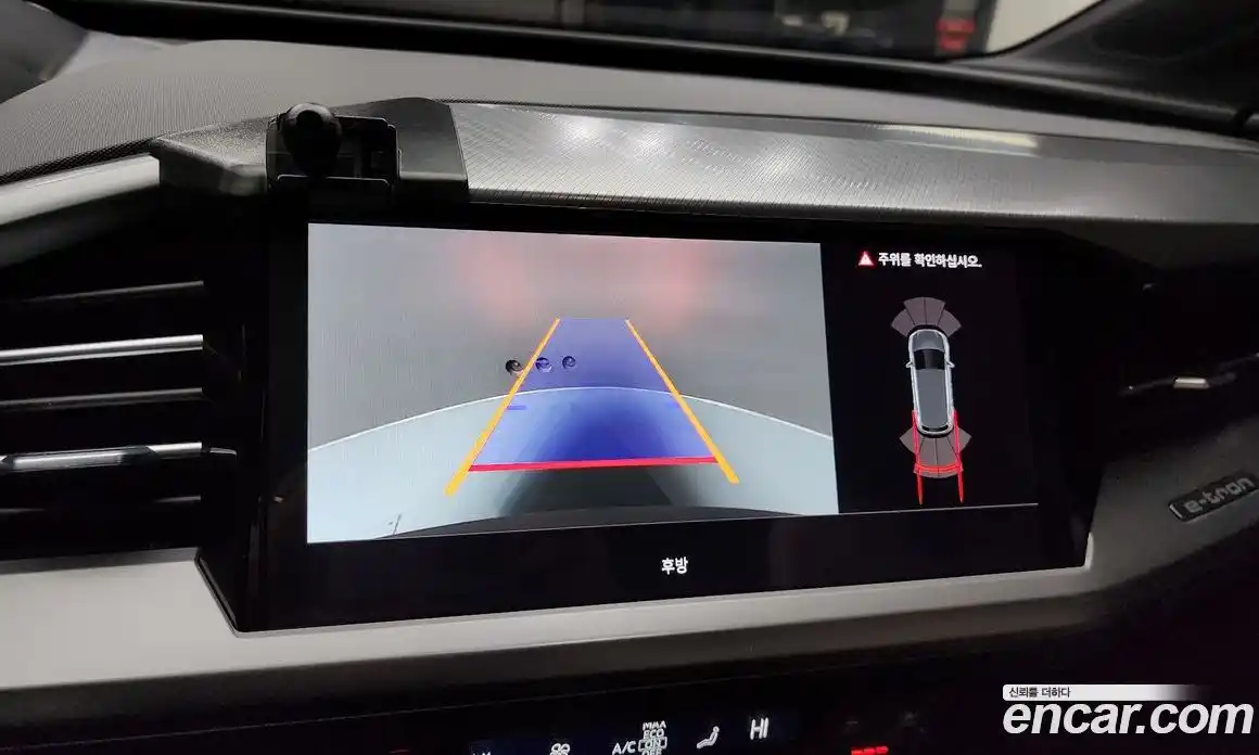 Audi Q4 e-tron 2022 0.2 Автомат в Москве № 229741, фото 4