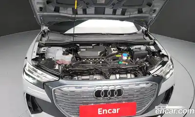Audi Q4 e-tron 2022 0.2 Автомат в Москве № 229741, миниатюра 8