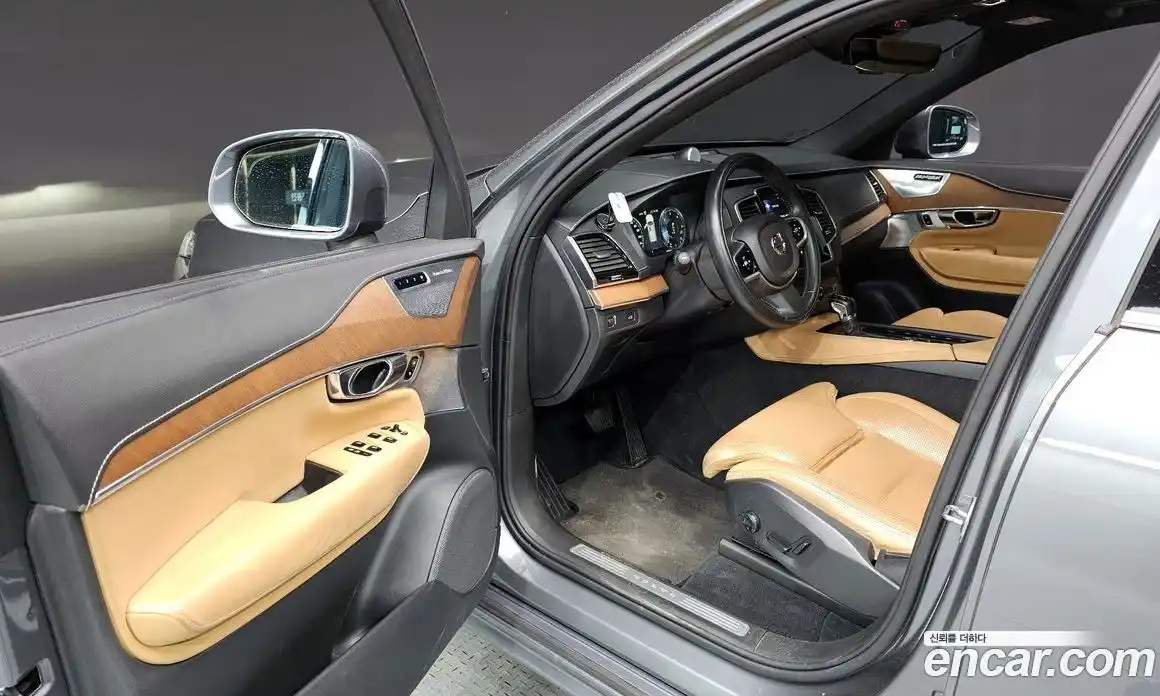 Volvo XC90 2019 2.0 Автомат в Москве № 230654, фото 17