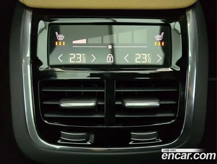 Volvo V60 2025 2.0 Автомат в Москве № 230718, фото 16