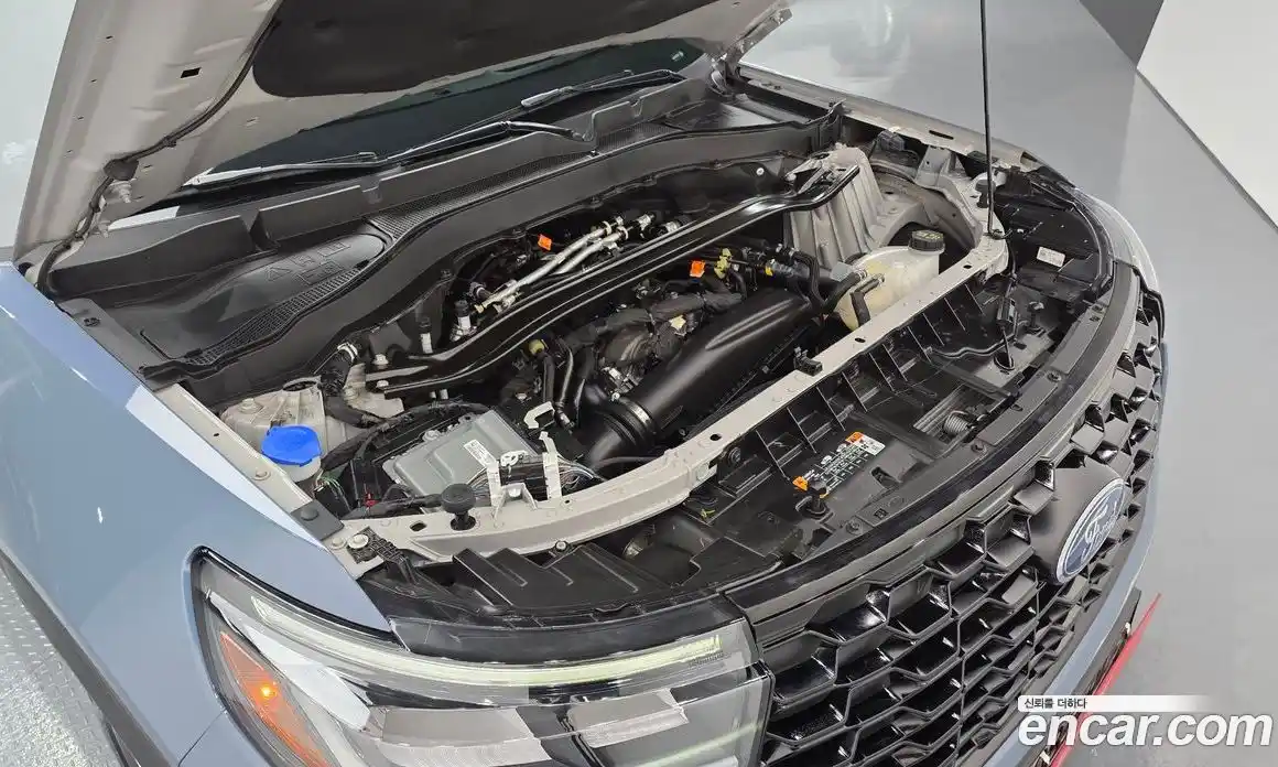 Ford Explorer 2025 2.3 Автомат в Москве № 233165, фото 4