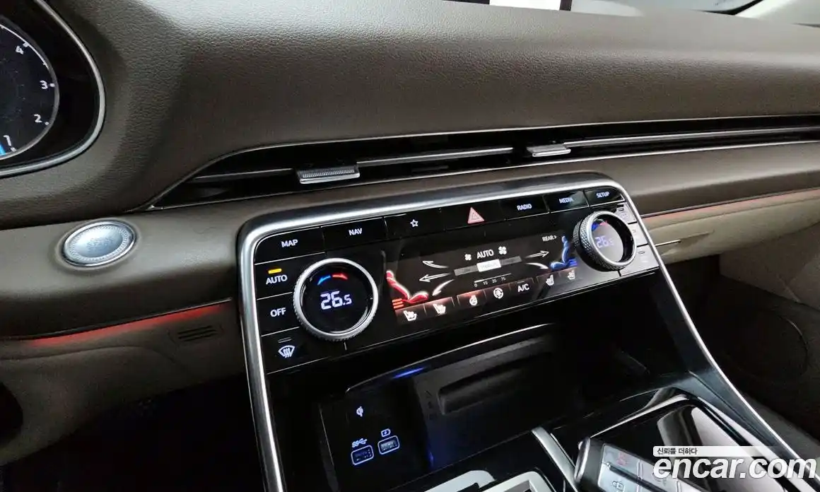 Genesis GV80 2022 3.0 Автомат в Москве № 24259, фото 16