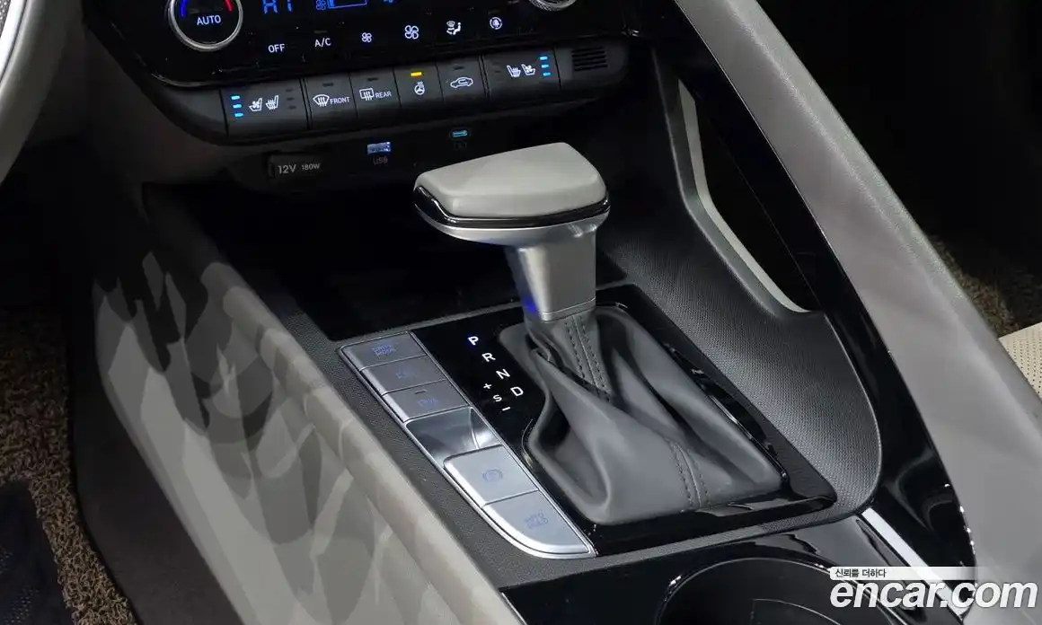 Hyundai Avante 2024 1.6 Автомат в Москве № 244770, фото 7