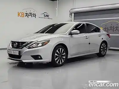 Nissan Altima, 2017