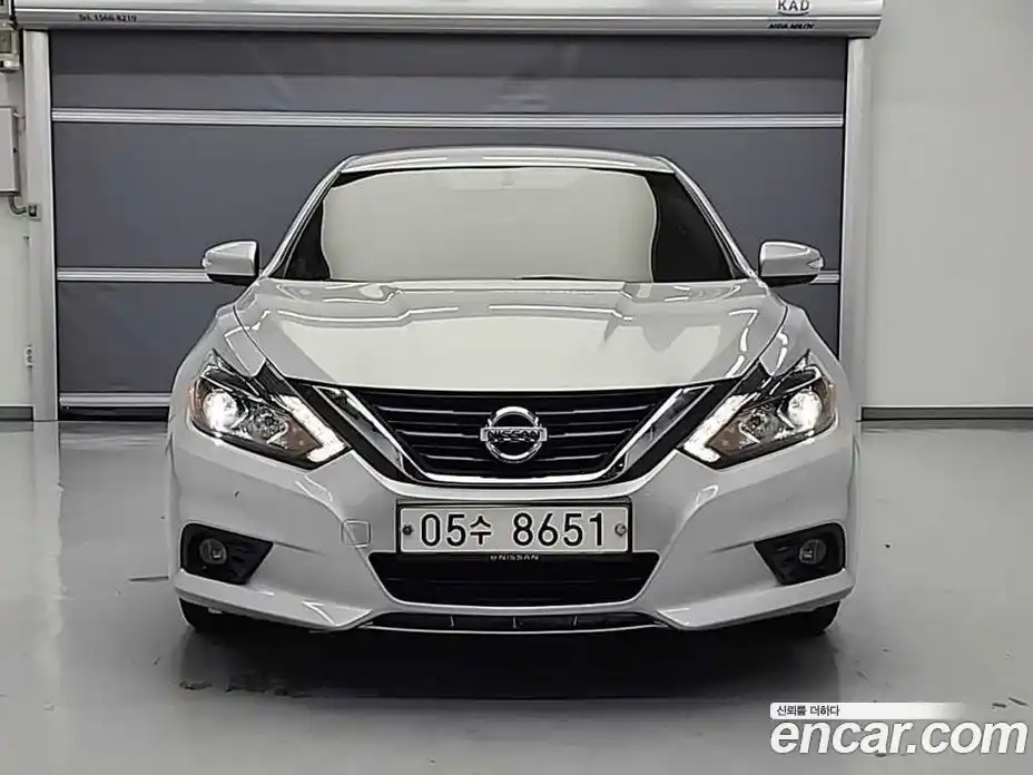 Nissan Altima 2017 2.5 Автомат в Москве № 245285, фото 3