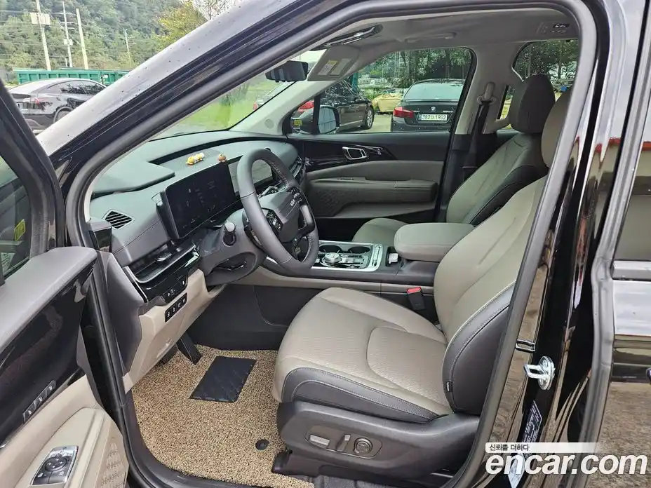 Kia Canival 2026 1.6 Автомат в Москве № 247842, фото 14