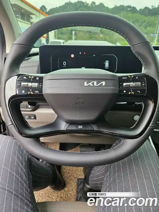 Kia Canival 2026 1.6 Автомат в Москве № 247842, фото 17